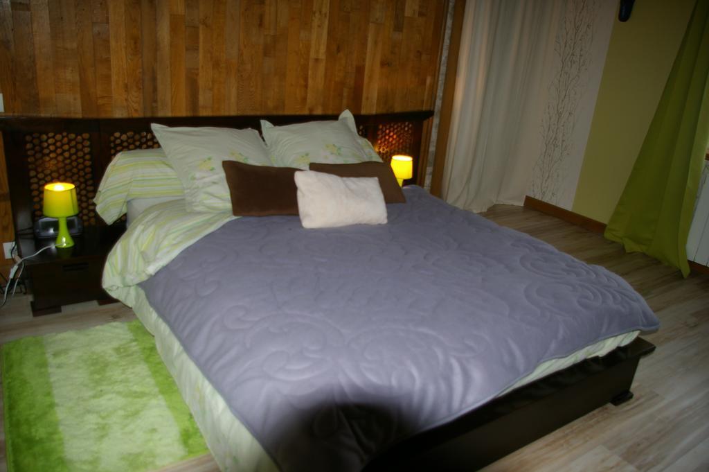 Gite Au Chalet Laferté-sur-Aube Room photo